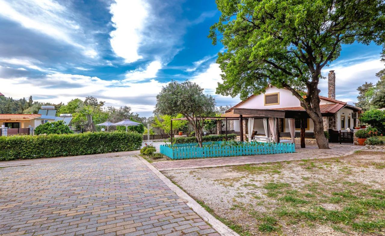 Villa Rafaela Koskinou  Exterior photo